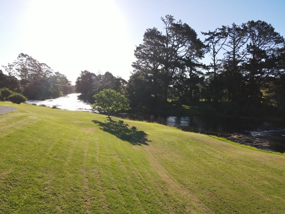 Te Awa Lodge Пейхия Экстерьер фото