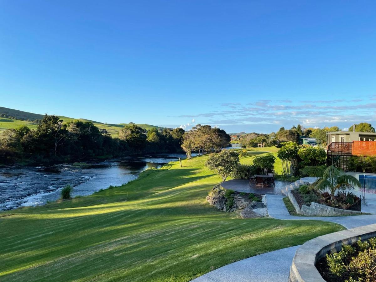 Te Awa Lodge Пейхия Экстерьер фото
