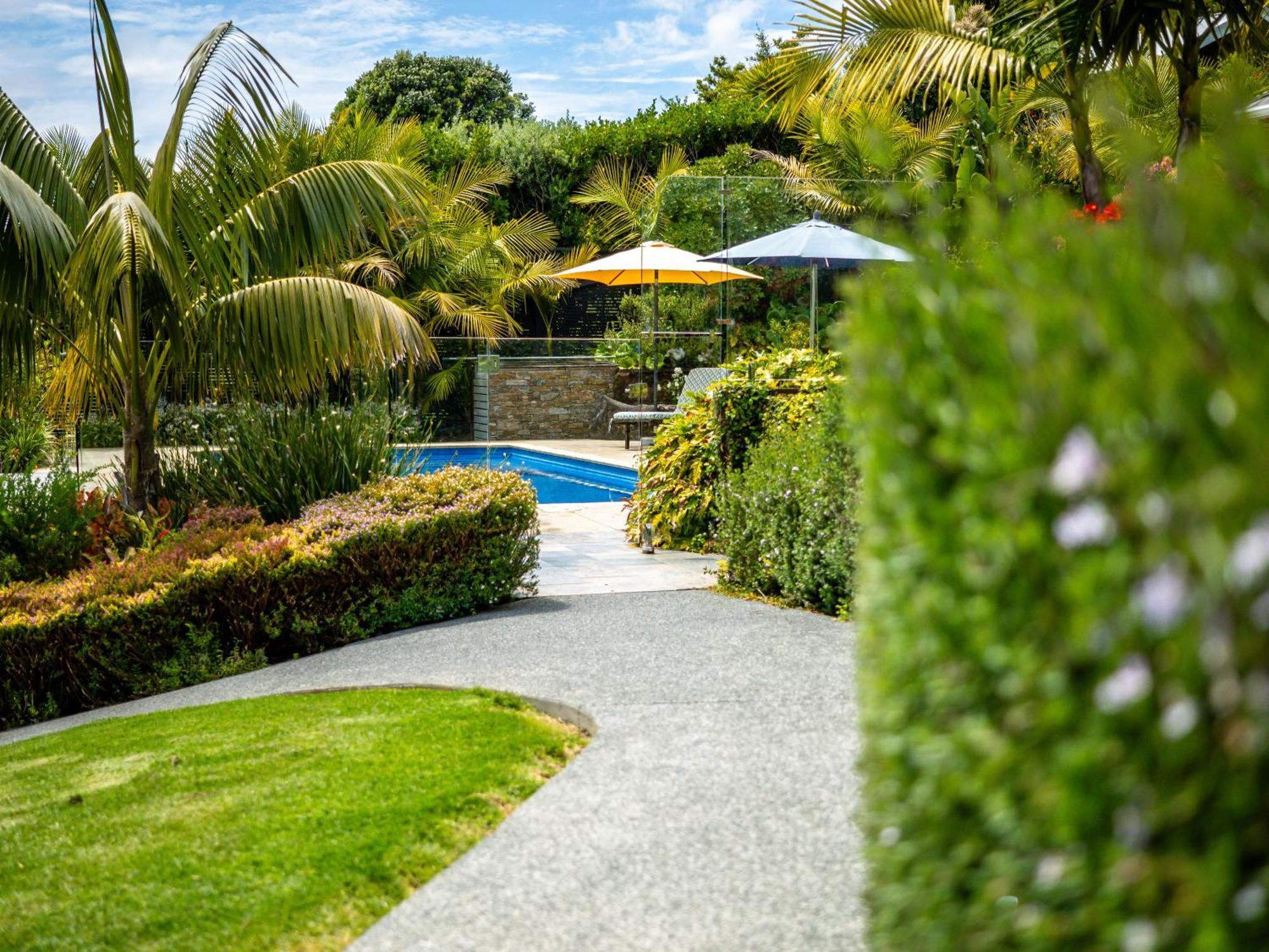 Te Awa Lodge Пейхия Экстерьер фото