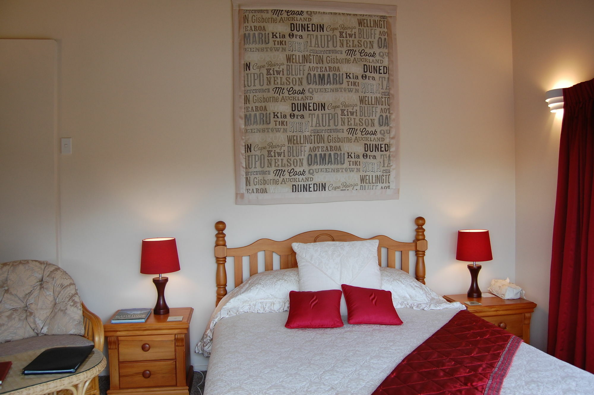 Te Awa Lodge Пейхия Экстерьер фото